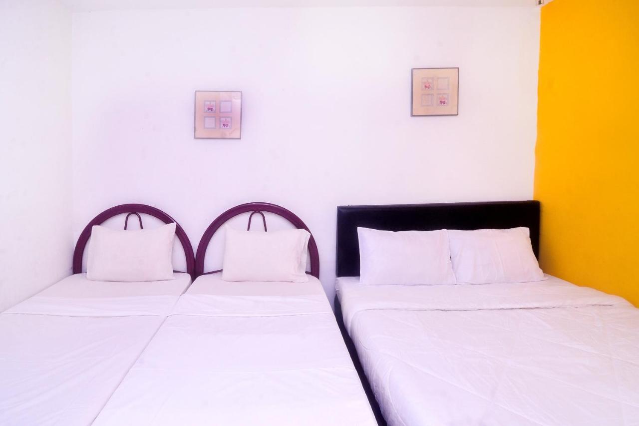 Spot On 89886 Backpacker'S Stay Services Kuching Dış mekan fotoğraf
